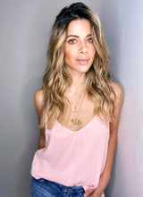 Cargar imagen en el visor de la galería, Tops Básicos o blusitas básicas de mujer. 2 modelos disponibles, escote en "V" y el cuello redondo. vestidores, elegantes, cómodos, fashion, trendy. hechos en seda crepe . producto hecho en Colombia compra online